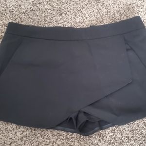 Express skort soze 8